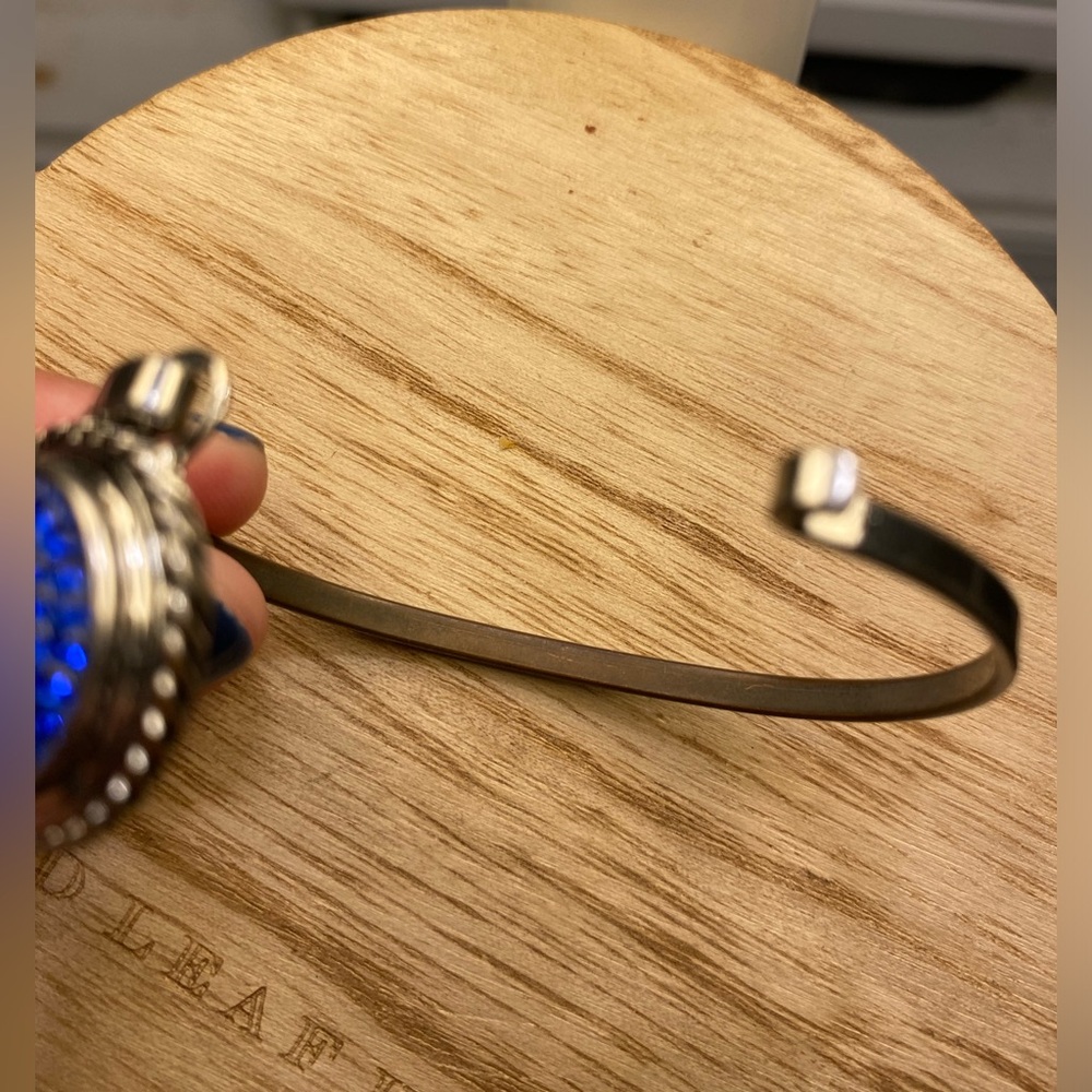 Blue Crystal hook bangle - Picture 4 of 4